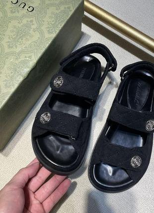 Босоніжки брендові9 фото