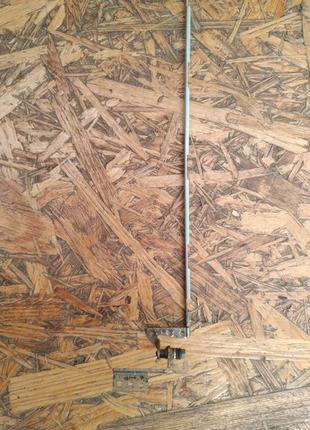 Петля матриці права lenovo g580127 ver2