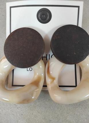 Серьги стильные