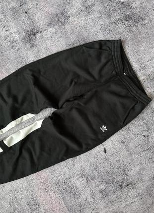 Спортивные штаны adidas2 фото