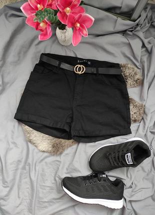 Джинсовые шорты