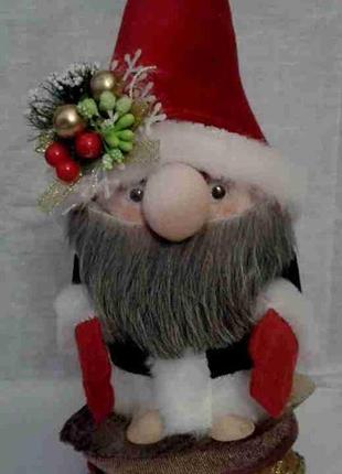 Спиридон, новорічний гном