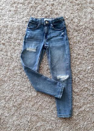 Стильные джинсы zara 116-122 размера.
