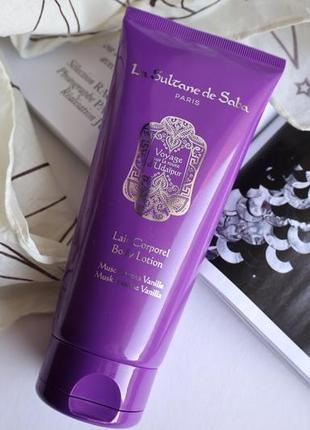 Молочко для тіла la sultane de saba з ароматом мускус, ладан та ванілі