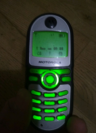 Телефон motorola c200