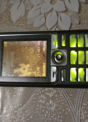 Телефон sony ericsson k320i