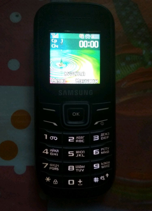 Телефон samsung gt-e1200