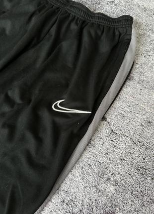 Спортивні штани nike3 фото