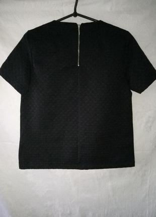 Черная блуза удлинённый топ короткий рукав фактурная ткань2 фото