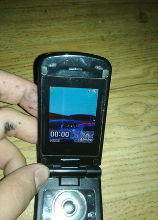Телефон lg kg8106 фото