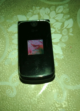 Телефон lg kg8109 фото