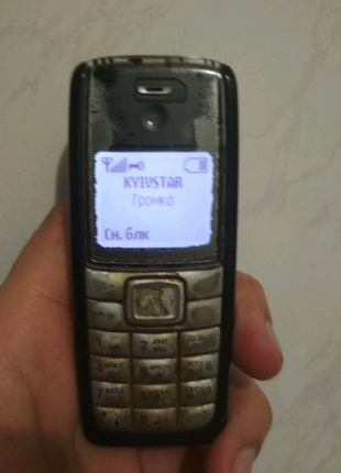 Телефон nokia 1112