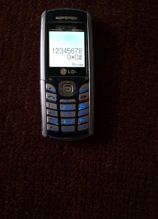 Телефон lg g1600