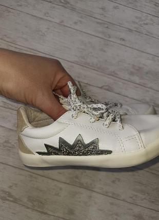 Макасины, кроссовки, кроссовки 2