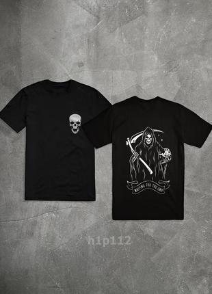 Чоловіча базова чорна футболка з принтом