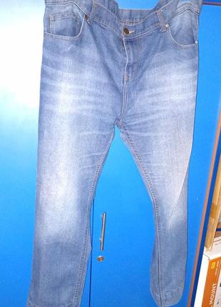 Джинси акція 3 речі за ціною 2-ох. третя найдешевша річ в подарунок.