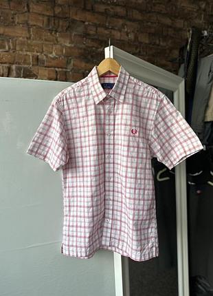 Очень крутая, оригинальная рубашка fred perry po3oba short sleeve