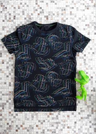 Футболка в динозаври