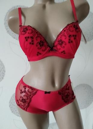 Компплект білизни від jasmine бюст p/up р 70в,70с,,75d