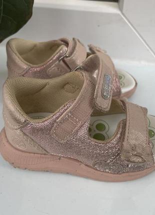 Босоніжки chicco