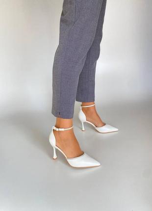 Шикарные женские белые туфли на каблуке, эко кожа, 38-39-407 фото