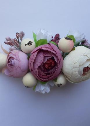 Заколка стріла із штучними квітами