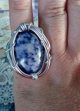 Перстень содаліт ювелірний дріт