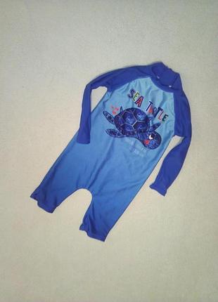 Яркий цельный купальник на мальчика 12/18ме
