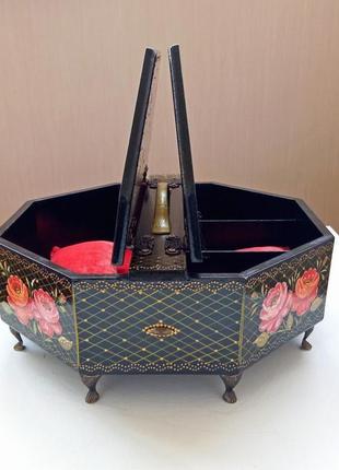 Деревянная большая шкатулка для украшений, авторская ручная роспись. петриковская роспись..