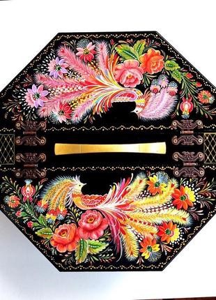 Деревянная большая шкатулка для украшений, авторская ручная роспись. петриковская роспись..