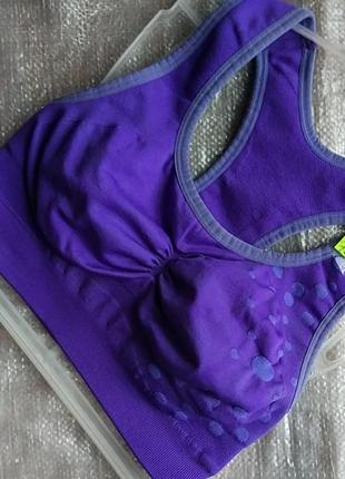 Спортивный топ