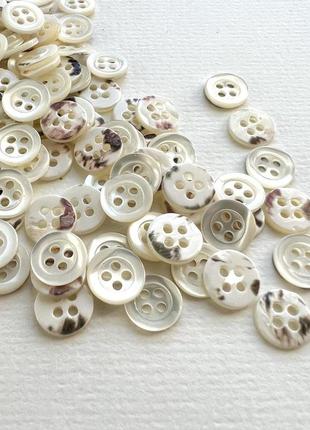 Ґудзик сорочковий тоненький бортик 4отв білий 7мм мушля