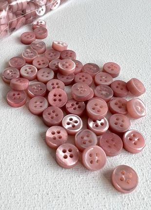 Пуговица рубашечна толстенькая 4отв розовая 10мм ракуш