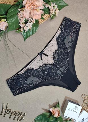 Изысканные женские трусики с кружевом