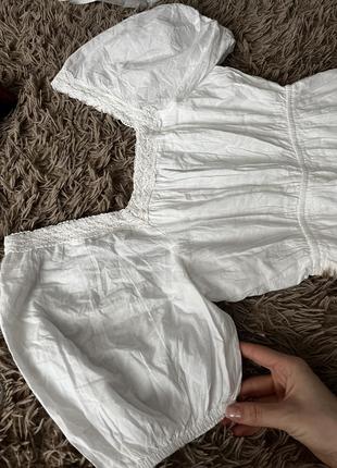 Летнее натуральное невесомое легкое короткое белое платье мини ткань натуральная тренд хит продаж кружево3 фото