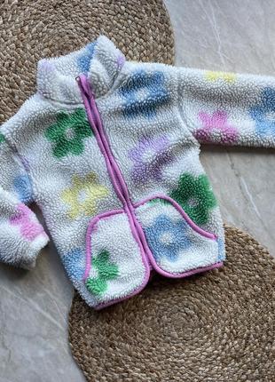 Ширпая кофточка куртка 18-24 месте