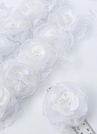 Бант білий на гумці. діаметр 9 см. ціна за пару (2 шт)