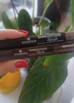 Карандаш для бровей посадка essence brow pomade+brush