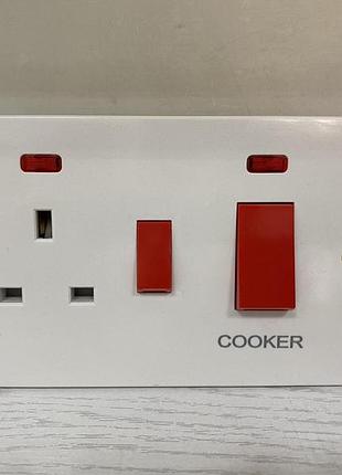 Б/у двухполюсная розетка для плиты
