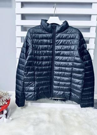 Весенний легкий пуховик moncler