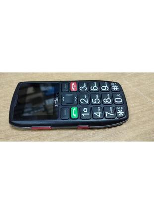 Б/в кнопковий мобільний телефон з великими кнопками artfone c1