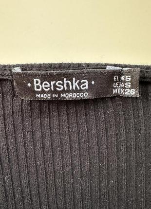 Продам платье bershka в идеальном состоянии. оригинал.5 фото