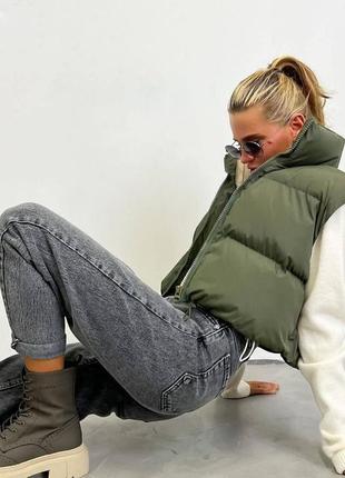 Жилетка , безрукавка, жилетка коротка