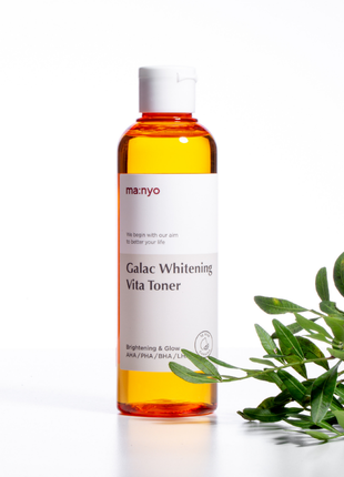 Тонер освітлювальний manyo galac whitening vita toner