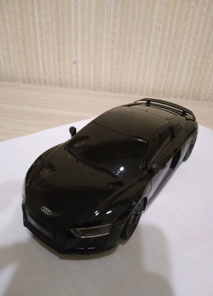 Моделька audi r8