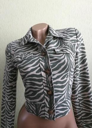 Стрейчевая куртка укороченная. жакет. пиджак. болеро. бомбер. хаки, зеленый, айвори, бежевый, зебра.