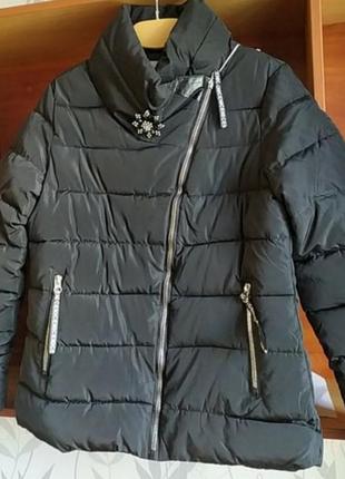 Осіння жіноча куртка