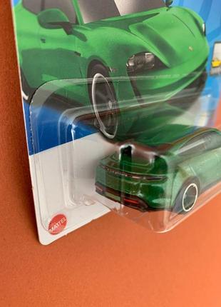 Машинка хот вилс порш porsche taycan hot wheels 20232 фото
