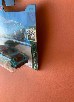 Машинка хот вилс dimachinni veloce hot wheels 20233 фото