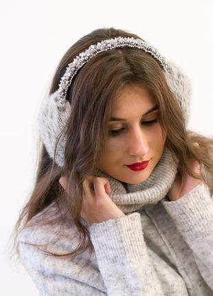 Хутряні навушники, розшиті кришталем і стразами сріблястого кольору, розмір універсальний